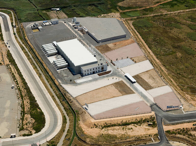 Desalinizadora ubicada en Sagunto. - 