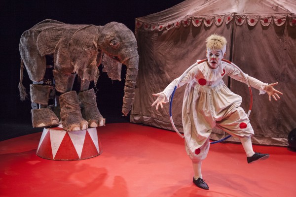 El Teatre Principal trae a Castelló 'El circo de los valientes'