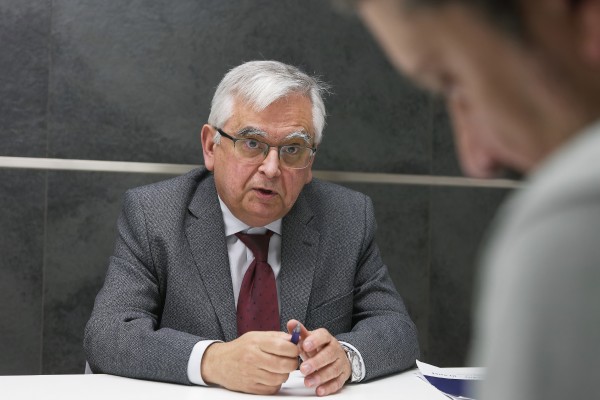 José Manuel Salvador: 