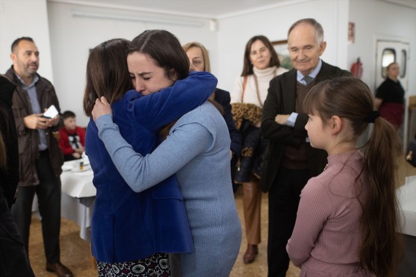 Margarita Robles visita a refugiados ucranianos en Castelló: 