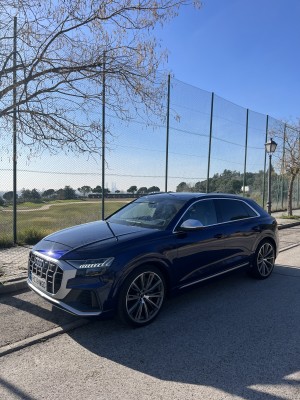 Audi SQ8: potencia, confort y alto rendimiento