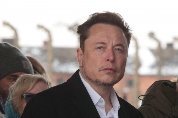 Musk pide trasladar Tesla a Texas tras anular una juez de Delaware su retribución de 55.000 millones