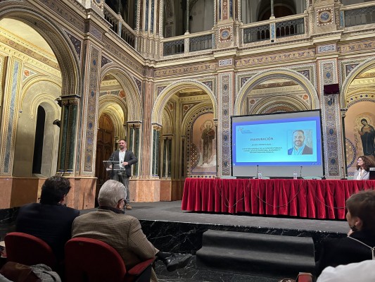 Los municipios consolidarán el sistema de carrera profesional con la colaboración del Consell