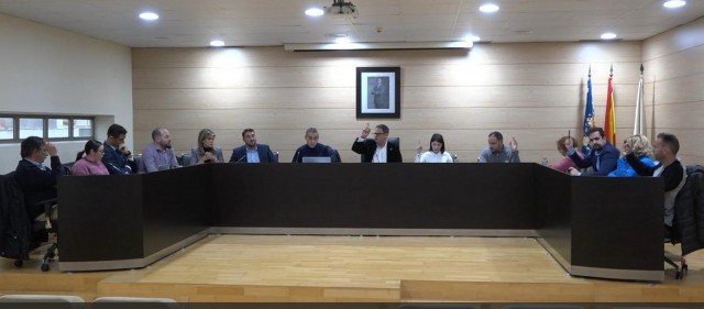 La concejala del PP de Dolores que acusó al alcalde de amenazar a sus familiares se retracta