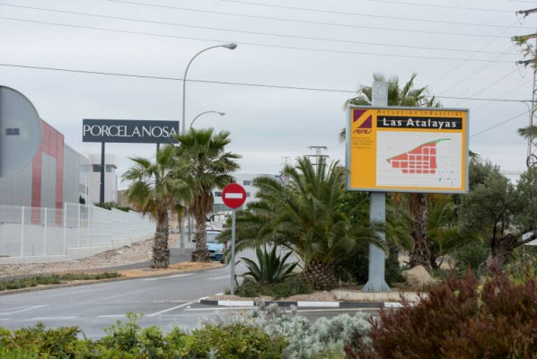 El Consell pide garantías en drenaje para ampliar suelo industrial en Las Atalayas de Alicante