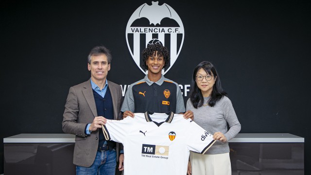 El Valencia sale debilitado del mercado