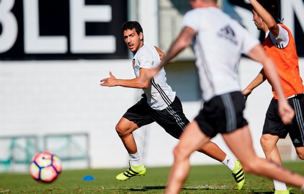 Parejo centra las miradas del entrenamiento antes de partir a Finlandia