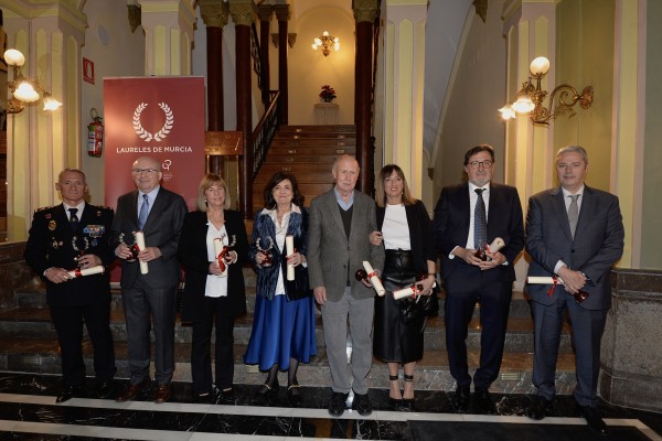 Cáritas, Pedro Serna, Eva Navarro y Ricardo Robles triunfan en Los Laureles de Murcia 2023