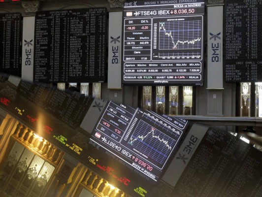 Suave apertura bajista en bolsa en plena cascada de resultados empresariales