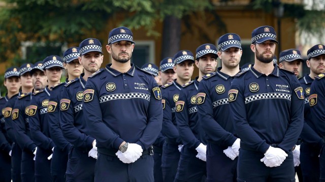 El Ayuntamiento da luz verde a la OPE de 2024, con 100 nuevas plazas para agentes de la Policía Local
