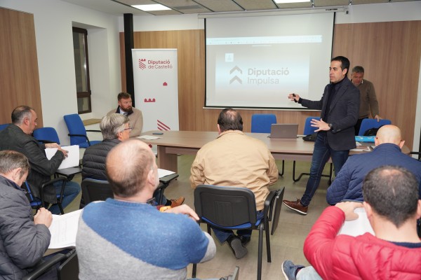 La Diputación explica a los alcaldes el Plan Impulsa y asegura soluciones desde el 