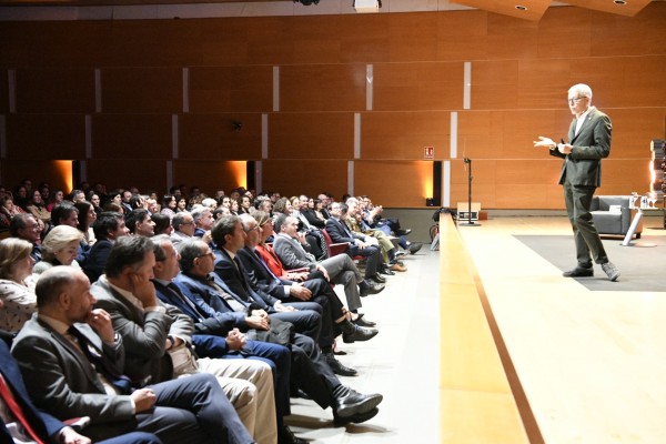 La UPV impulsa un proyecto de mecenazgo para que empresas y particulares aporten a proyectos pioneros