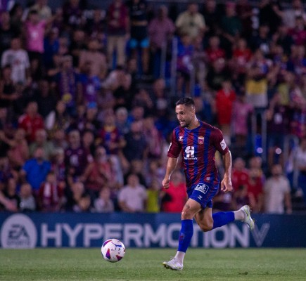 A Florin Andone se le calienta la boca y será sancionado con dos partidos de suspensión