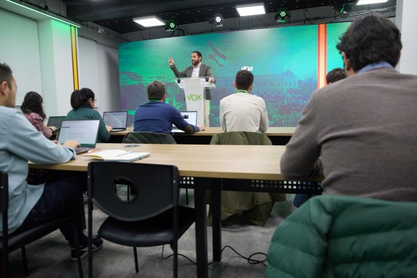 Vox respalda a los dirigentes apartados en Baleares y pedirá expulsar a los diputados que les han echado
