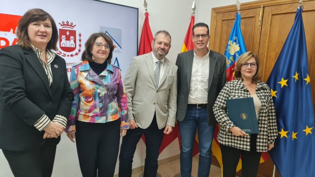 José Joaquín Martínez Egido oficializa su cargo como director de la Sede de la UA en Elda