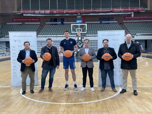 La afición del UCAM CB tendrá una fan zone para la Copa en Málaga y otra en Estrella de Levante 