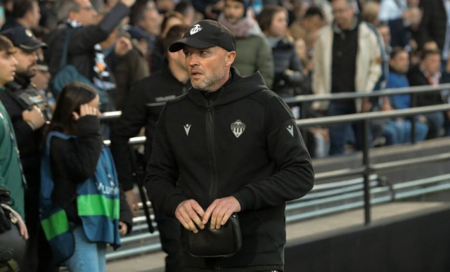 Schreuder: “No hemos estado al nivel que queríamos, pero había que ganar y lo hemos hecho”