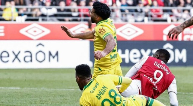 Cömert cae lesionado y Tárrega debuta con el Valladolid