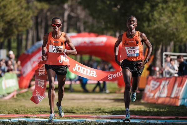 El atleta del Playas Thierry Ndikumwenayo se proclama campeón de España absoluto de cross
