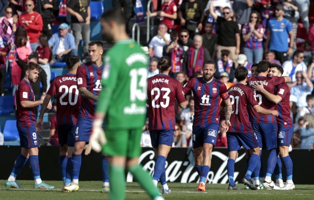 El Eldense empequeñece al Espanyol