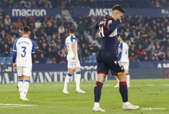 El Levante se aplana y sale de la promoción