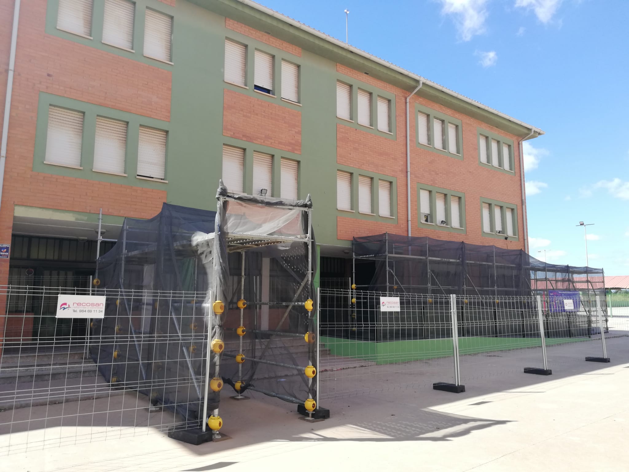 Burriana adquiere los terrenos para la rehabilitación y ampliación del CEIP Roca i Alcaide