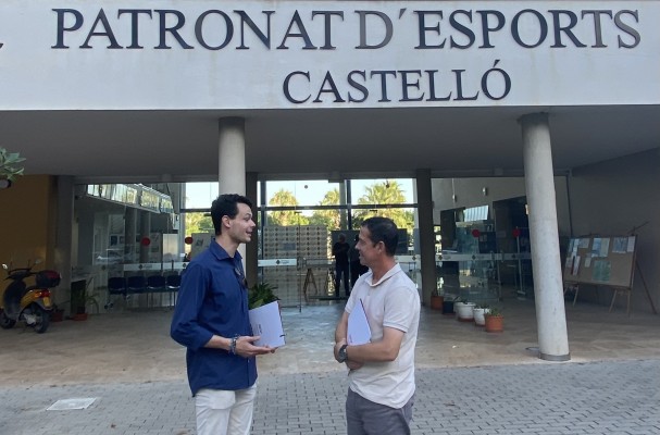 El PSPV de Castelló acusa al PP de diseñar unas bases para el gerente de Deportes 