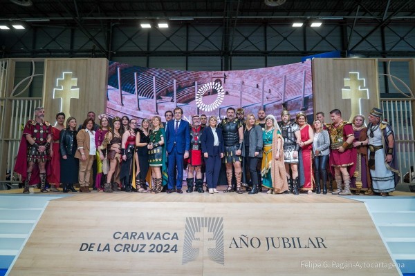 Rifirrafe entre Arroyo y Giménez Gallo tras la presentación del 'abierto por obras' del Anfiteatro Romano en Fitur
