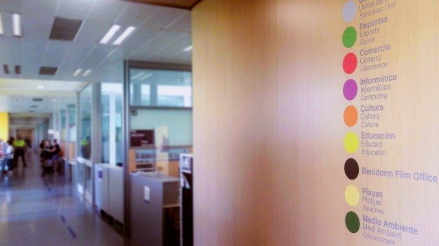 El PSOE de Benidorm cifra en 70 las plazas sin cubrir de la oferta de empleo público del Ayuntamiento