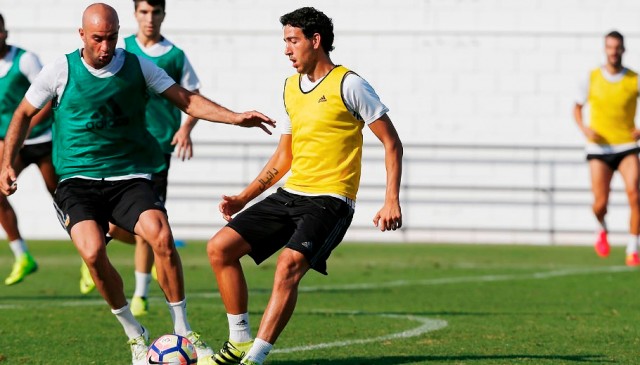 Parejo, ante un amistoso para salir de dudas