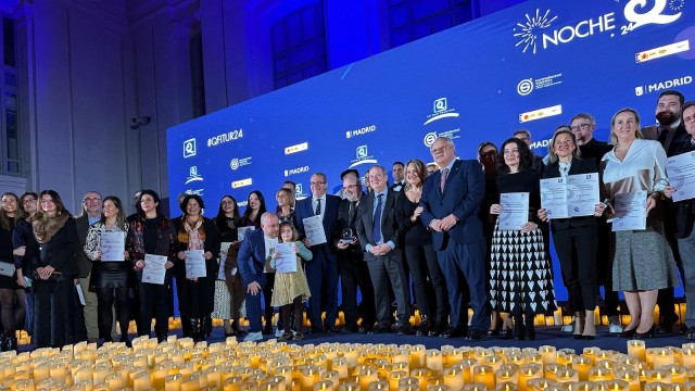 Benidorm renueva la S de ‘Sostenibilidad’ en sus playas y la Q de ‘Calidad’ para sus oficinas de turismo