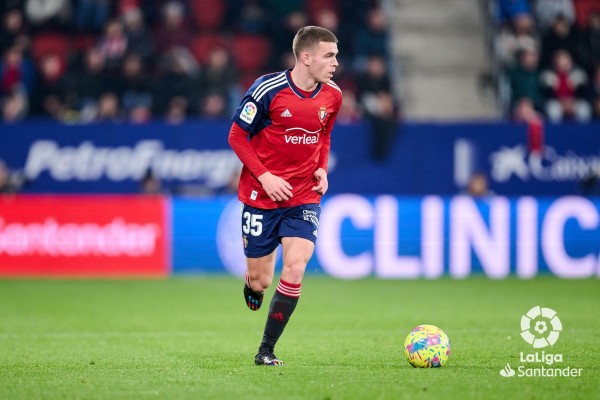El lateral derecho Diego Moreno, cedido por el Osasuna, tercera incorporación invernal del Efesé 