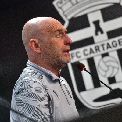 El Efesé, en busca de progresar para salvarse, recibe al Amorebieta en un duelo por todo lo bajo