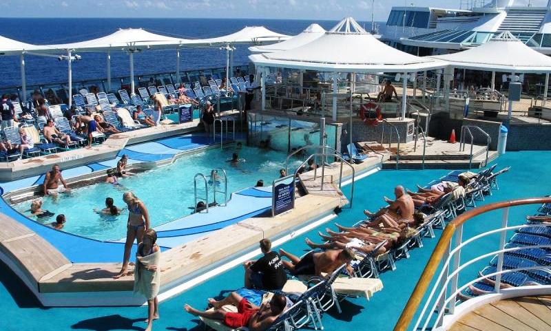 Valencia tendrá en octubre su primer curso para 'azafatas' de crucero