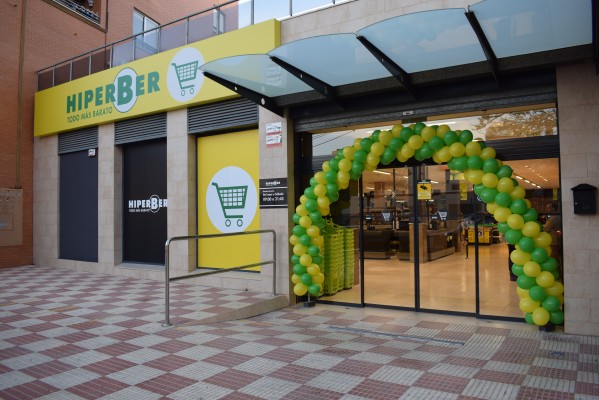 Hiperber inaugura su primer supermercado de 2024 en Castalla