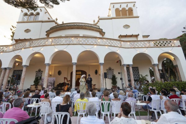  Benicàssim se convertirá en 'plató de cine' en la edición 2024 de La Belle Époque 

