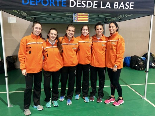 La selección valenciana correrá con crespones rosas por Alba Cebrián