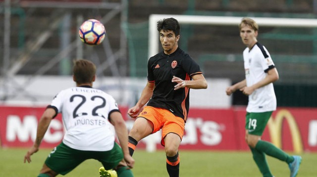 Carlos Soler y Lato apuntan al primer equipo