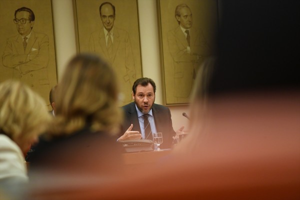 Puente defiende en el Congreso la ampliación del Puerto de València ante las críticas de Compromís