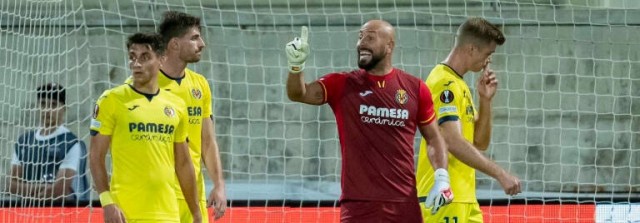 Competición sanciona con dos partidos a Pepe Reina