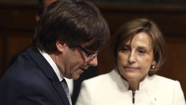 El Constitucional decide este lunes qué medidas toma ante el nuevo desafío del Parlamento catalán