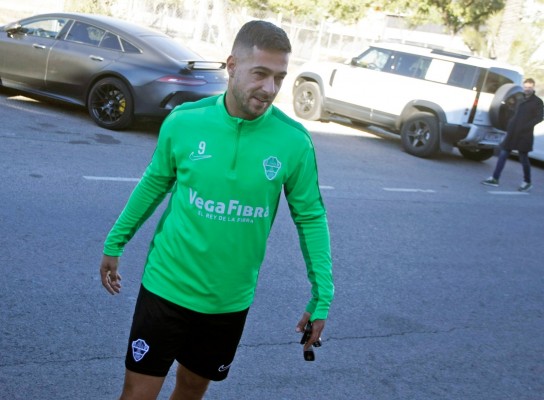 El Elche espera que Sergio León renuncie a su indemnización o que un tercer club la asuma