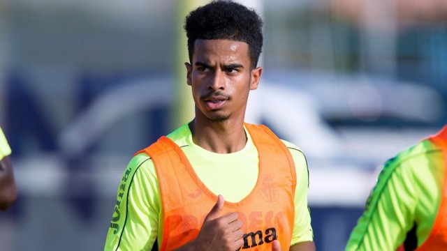 Akram Afif, convocado por Qatar para los duelos ante Irán y Uzbekistán