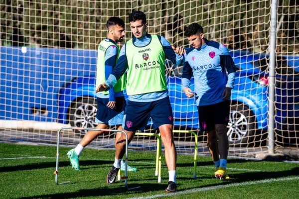 El Levante y el Eibar, los equipos más goleados entre los candidatos al ascenso
