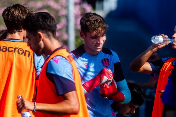 Alfonso Pastor y Álex Primo: gestión especial en la portería del filial del Levante