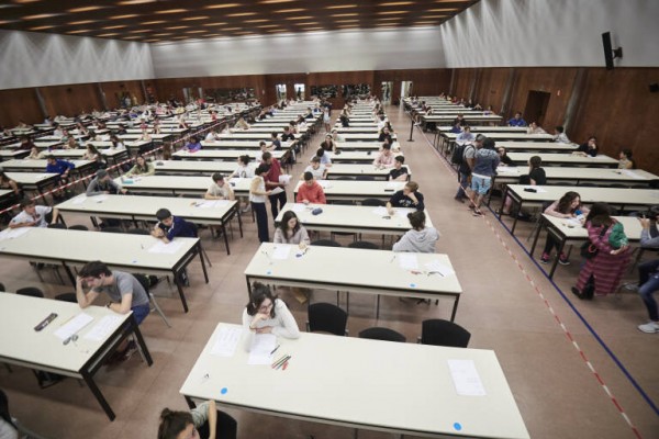 Más de 16.000 maestros se inscriben a las oposiciones de Infantil y Primaria de 2024
