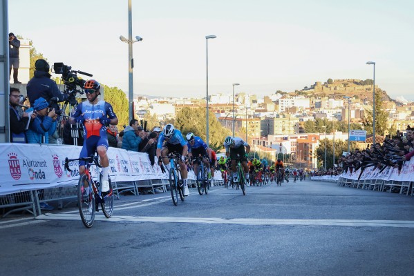 Ruta de la Cerámica: 120 ciclistas y retransmisión en 200 países de la primera edición de la prueba ciclista