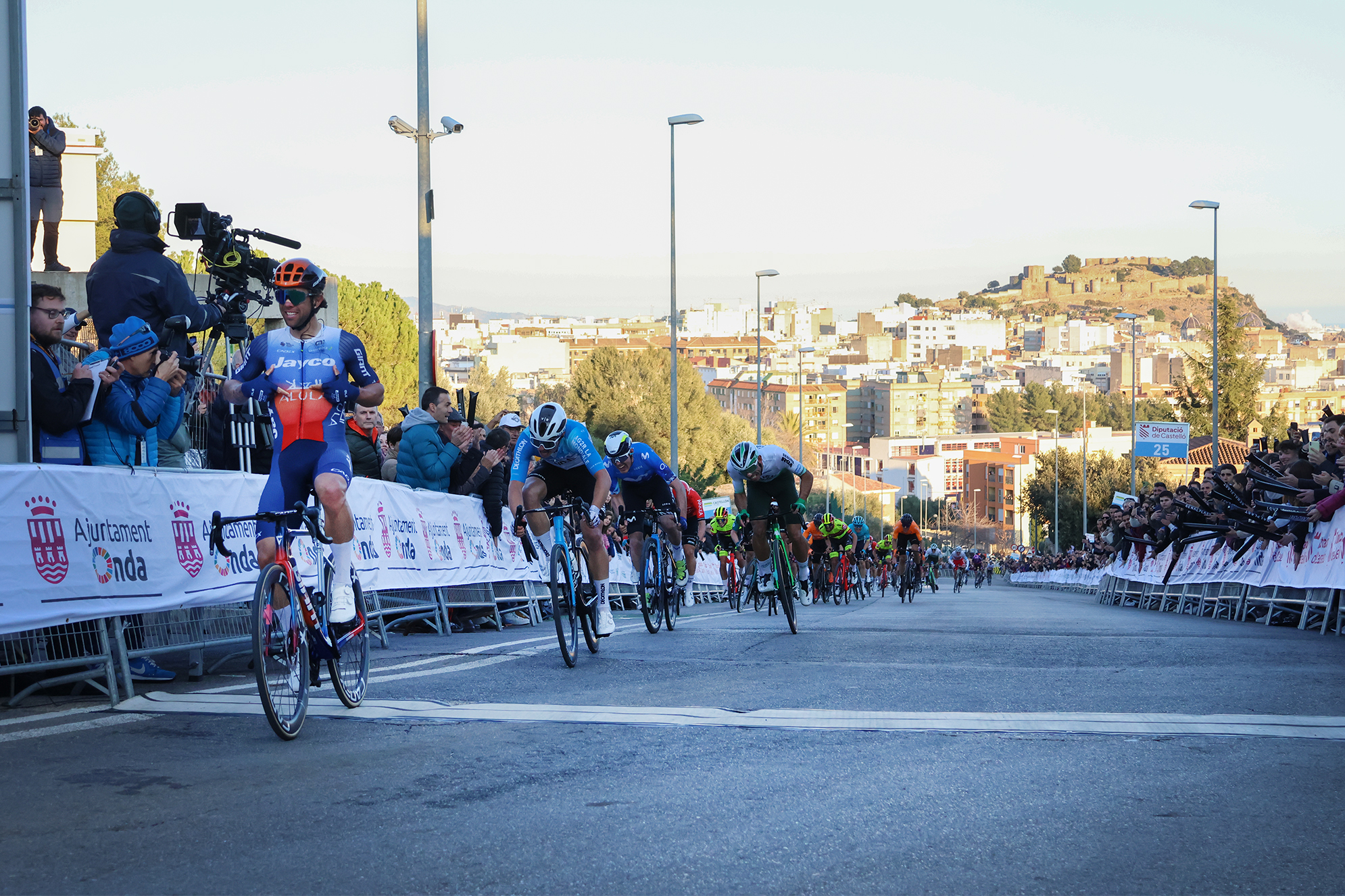Ruta de la Cerámica: 120 ciclistas y retransmisión en 200 países de la primera edición de la prueba ciclista