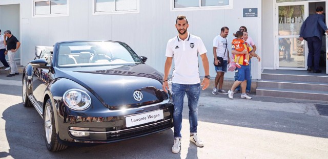 Levante Wagen da la bienvenida a Montoya al Valencia CF con un espectacular Bettle