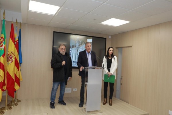 Sales insiste con la escultura del 'pregoner' y acusa a la exalcaldesa Marco de mentir